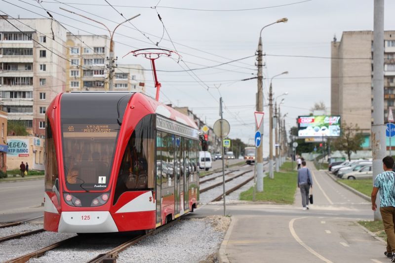 В связи с ремонтом трамвайных путей в Туле со 2 ноября на Зареченском мосту временно ограничат движение   newstula ru fn 1746196 html В Туле со 2 ноября на Зареченском мосту перекроют движение поскольку приступят к ремонту трамвайных путей на пересечении улицы Советской и Мосина В администрации города поделились измененным маршрутом для рельсового транспорта   Прислать новость Подписаться