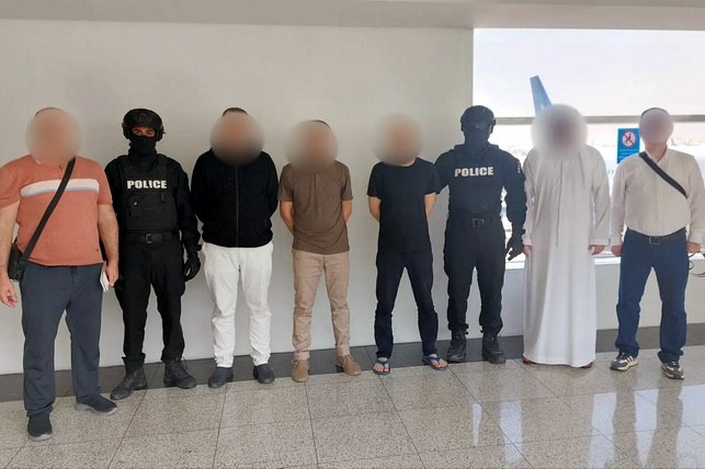 Узбекистан сообщил об экстрадиции трёх разыскиваемых граждан из ОАЭ Министерство внутренних дел Узбекистана заявило об экстрадиции из Объединённых Арабских Эмиратов трёх граждан страны находившихся в международном розыске   English O zbek tilida Ўзбек тилида На русском iOS Android