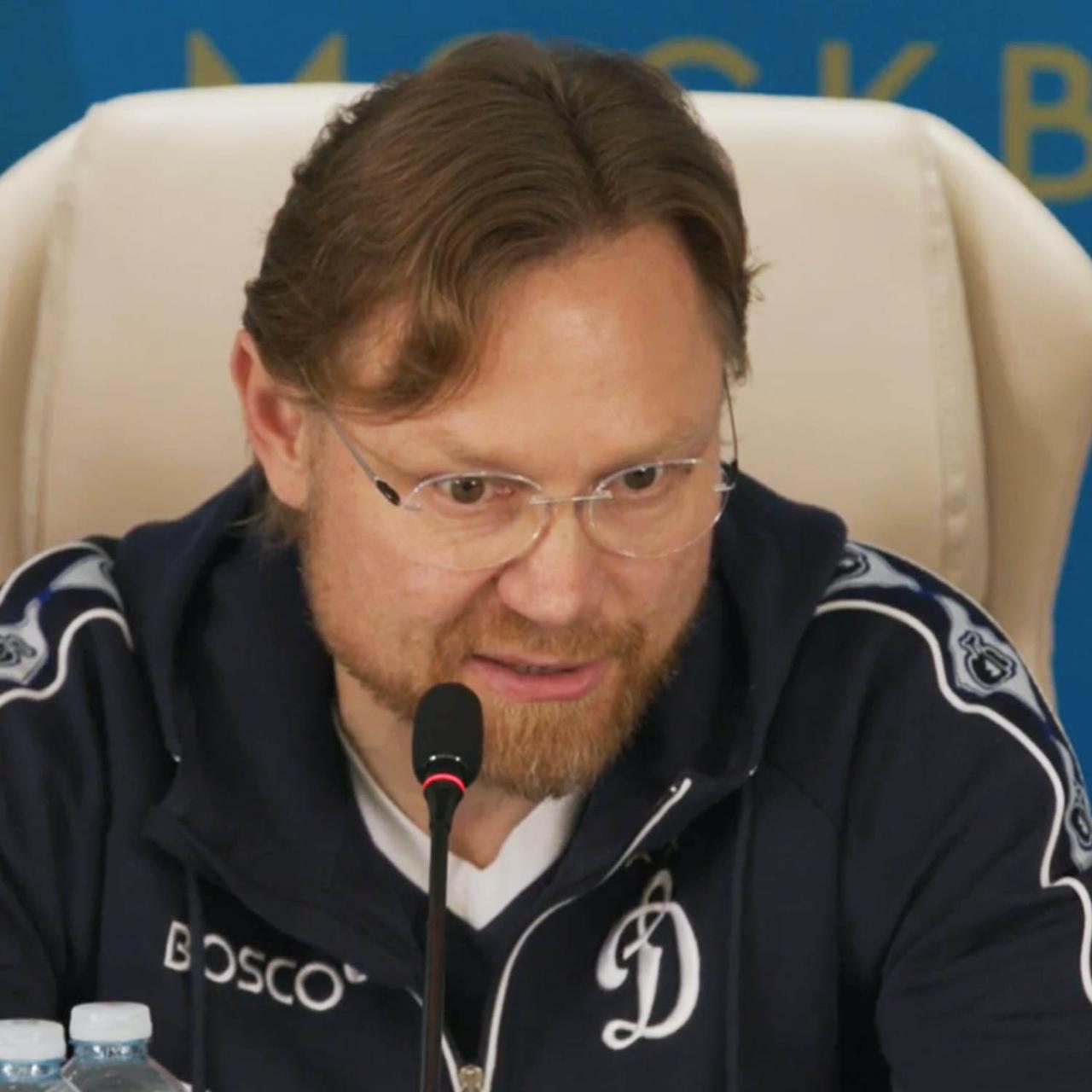 Валерий Карпин после худшего за 19 лет старта Динамо в чемпионате 100 это Динамо не вылетит Сто процентов Эта команда с этими футболистами 200 не вылетит