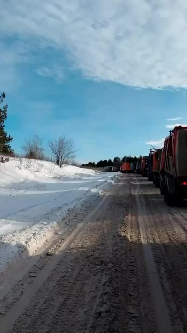 Красноярск обновляет автопарк мусоровозов для улучшения вывоза отходов