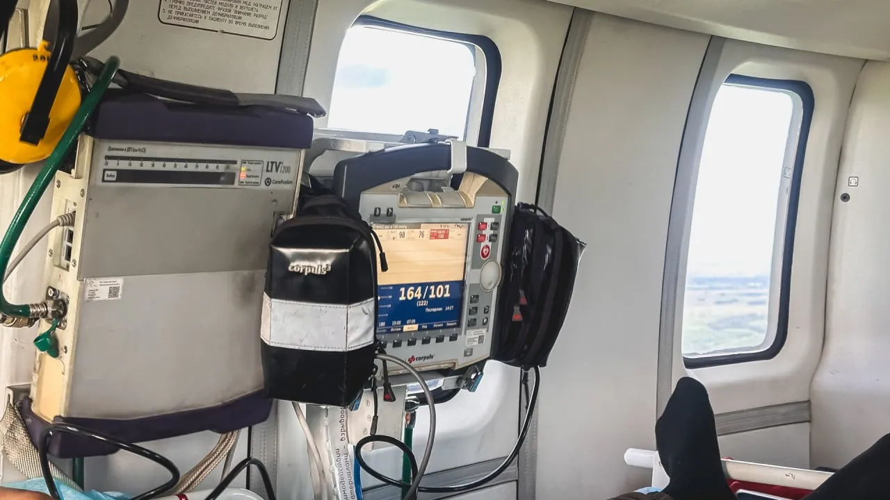 Мэру Мавлиеву стало плохо его на скорой увезли в РКБ Источник Честного Репортажа Сегодня утром сотрудники скорой помощи приехали на вызов к Ратмиру Мавлиеву Его забрали из дома с подозрением на сердечный приступ Собеседник пояснил что мэр Уфы был доставлен и передан медикам в РКБ В МАКС подробнее и грузит хорошо