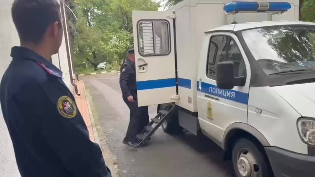 Глава Крымского района Сергей Лесь арестован на 1 месяц и 18 суток