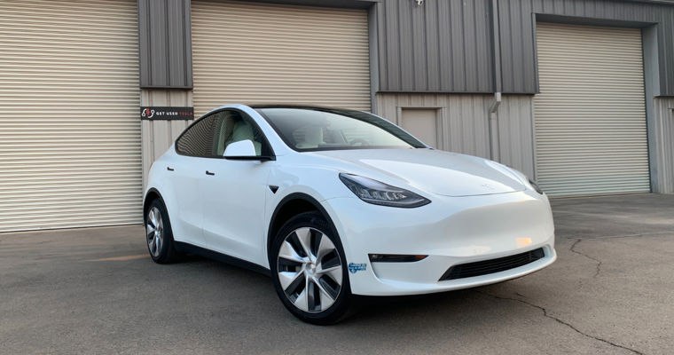 В США начали расследование проблем с дверными ручками Tesla Model Y Поводом стали жалобы владельцев на то что дети оказывались заперты в салоне из за неработающих электронных замков дверей