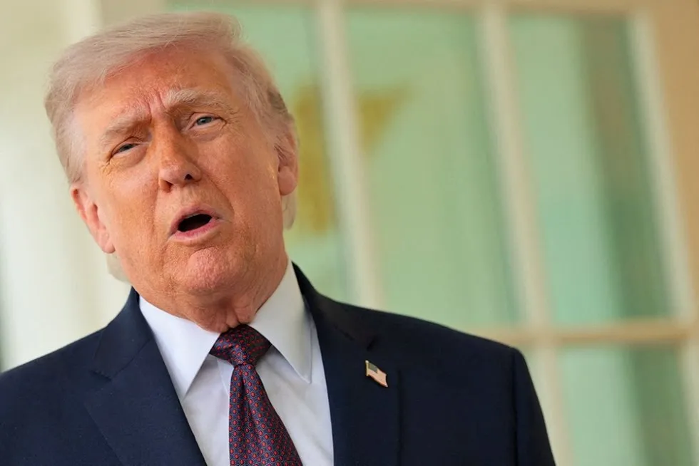 Переговоры с Ираном возобновятся на грядущей неделе сообщил Трамп Стив Уиткофф отправится в Пакистан а Джаред Кушнер также присоединится к переговорам Читать нас в MAX