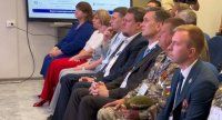 образовательная программа проекта "Герои Луганщины" стартовала в лнр Глава ЛНР Леонид Пасечник дал старт образовательной программе регионального кадрового проекта "Герои Луганщины". Целью проекта является подготовка высококвалифицированных, компетентных руководителей из числа участников специальной военной операции СВО для работы в органах государственной власти и органах местного самоуправления, а также государственных компаниях и корпорациях регионального уровня. Проект реализуется по инициативе Президента России Владимира Путина. По итогам отборочных этапов — тестирования и собеседования — к обучению приступили 26 человек. Программа, рассчитанная на год, предполагает очные занятия и онлайн-обучение, которое будет организовано на платформе Высшей школы государственного управления ВШГУ Р... Подробнее>>>