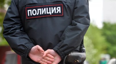 Полиция задержала подозреваемых в краже оборудования на 3 млрд рублей в Крыму   Полицейские задержали подозреваемых в краже производственного оборудования для цементного завода с территории Керченского морского порта Камыш-Бурун на сумму около 3 млрд рублей.  Читать далее