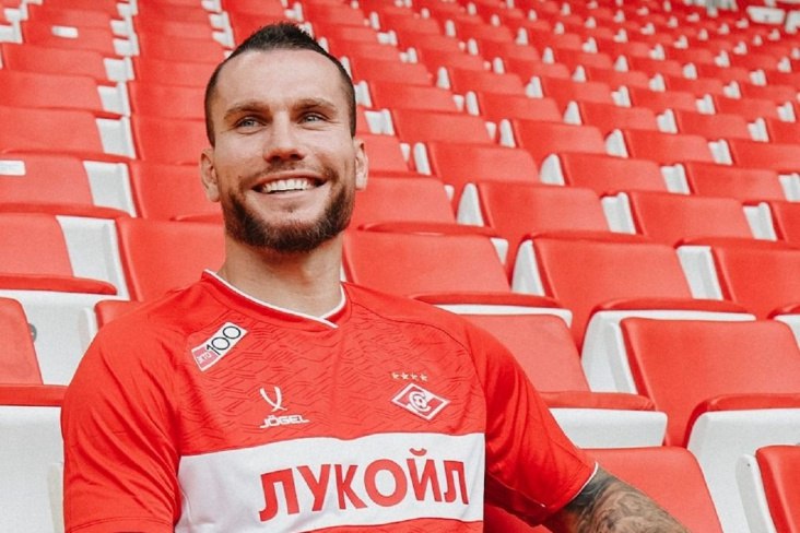 Антоном Заболотным интересуются сразу четыре клуба РПЛ Metaratings 34 летний форвард Спартака хочет получать больше игровой практики поэтому раздумывает о своем будущем С лета 2025 года нападающий провел за красно белых 14 матчей но забитыми мячами так и не отметился