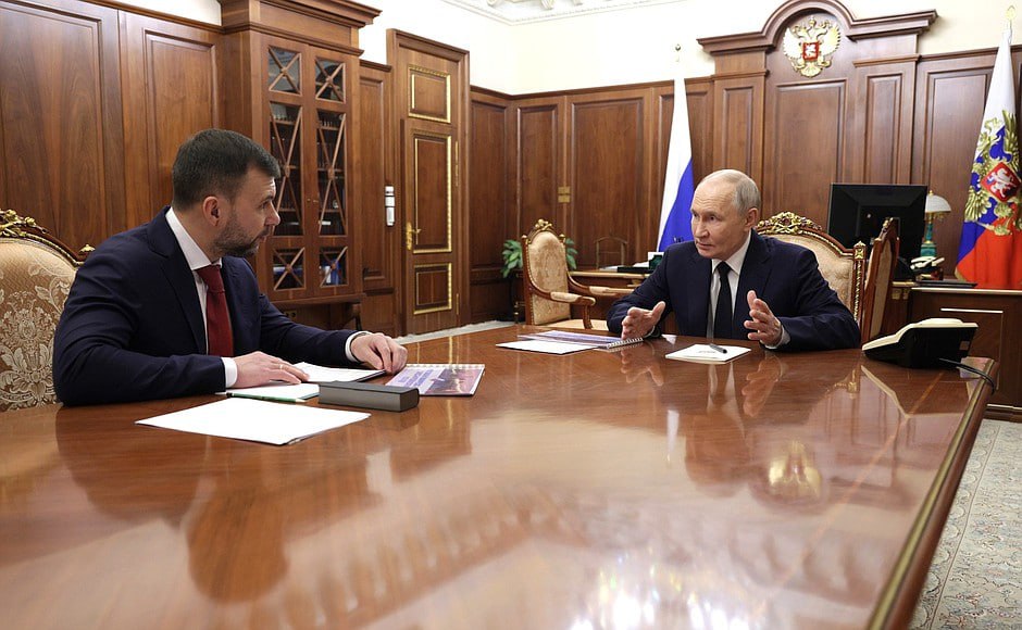 Сегодня Владимир Путин проведет встречу с Денисом Пушилиным, сообщили в Кремле Фото: пресс-служба Кремля
