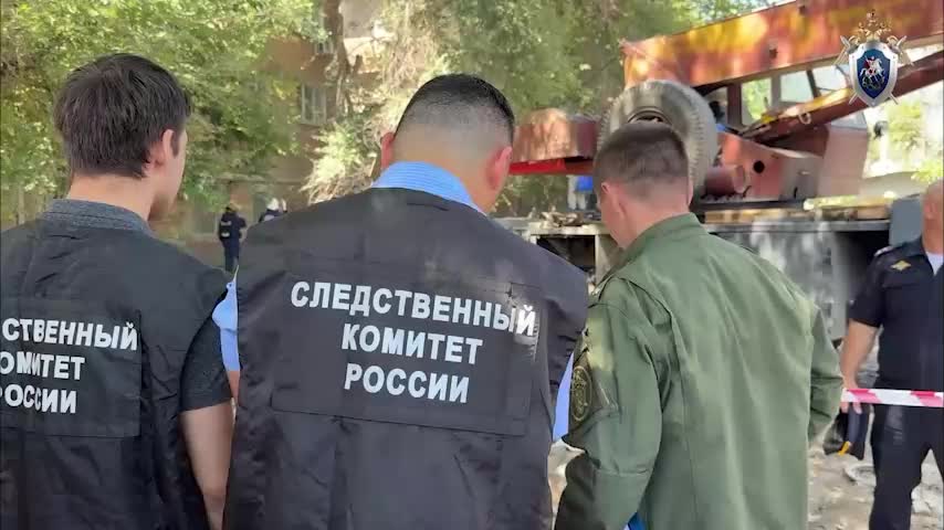 В Астрахани возбуждено уголовное дело после обрушения подъезда