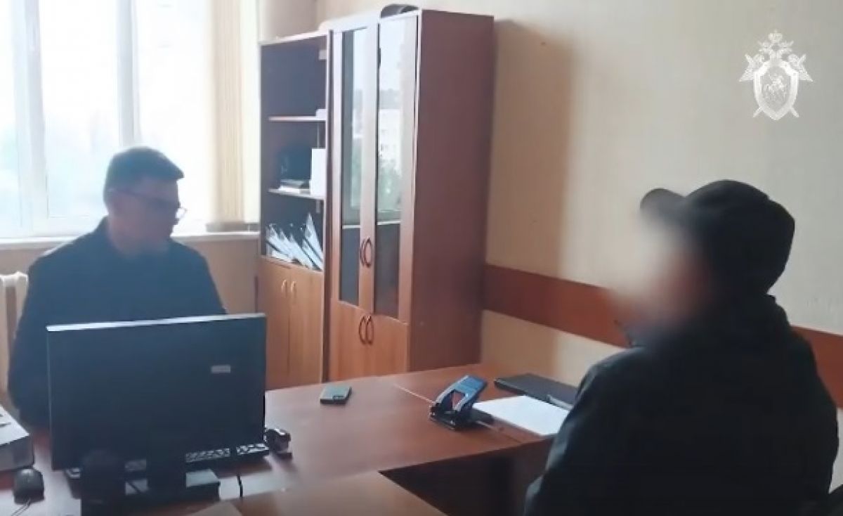 Начальник Нарышкинской колонии предстанет перед судом Следственный комитет завершил расследование дела начальника Нарышкинской колонии Романа Чиркова. Материалы переданы в суд. ↗ Прислать новость Подписаться