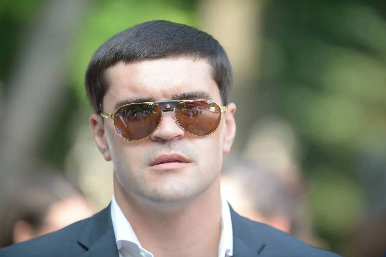 Бывший депутат Демпартии Константин Цуцу был задержан на Украине По данным источников ZdG бывший депутат демократ Константин Цуцу был задержан в Украине 22 сентября Цуцу был объявлен в розыск после того как суд частично удовлетворил ходатайство прокуроров Цуцу обвиняется в незаконном обогащении мошенничестве и злоупотреблении влиянием Источник Подписаться