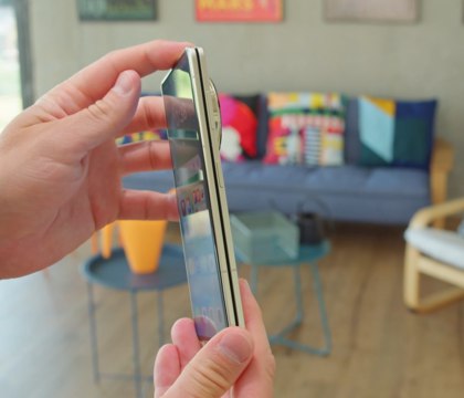 HONOR Magic V5 действительно «невероятно тонкий и легкий» флагман — обзор GSMArena  Ресурс GSMArena получил на обзор новенький складной смартфон HONOR Magic V5, который был представлен 2 июля. Устройство позиционируется как самый тонкий Fold-подобный телефон на рынке. И он действительно очень тонкий и легкий, говорят журналисты.  Читать далее