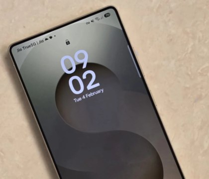 В 2026 году смартфоны с 16 ГБ ОЗУ станут редкостью вернутся модели с 4 ГБ ОЗУ Gizmochina Новостной портал Gizmochina сославшись на инсайдера с Naver утверждает что из за дефицита памяти и роста цен в 2026 году производители смартфонов будут вынуждены выбирать либо увеличивать РРЦ либо пытаться удержать стоимость за счет снижения объема ОЗУ