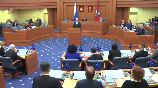 Дефицит трудовых ресурсов в Москве достиг 500 тысяч человек, сообщает мэр Сергей Собянин