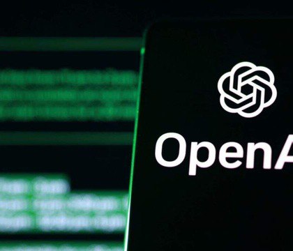 OpenAI готовит браузер на базе Chromium с ИИ-агентами и встроенным чат-интерфейсом — Reuters OpenAI готовится к выпуску собственного браузера. Выход ожидается в ближайшие недели. Новый продукт с интеграцией ИИ станет частью стратегии компании по расширению присутствия в повседневной жизни пользователей и обеспечит ей прямой доступ к данным об их онлайн-активности. Читать далее