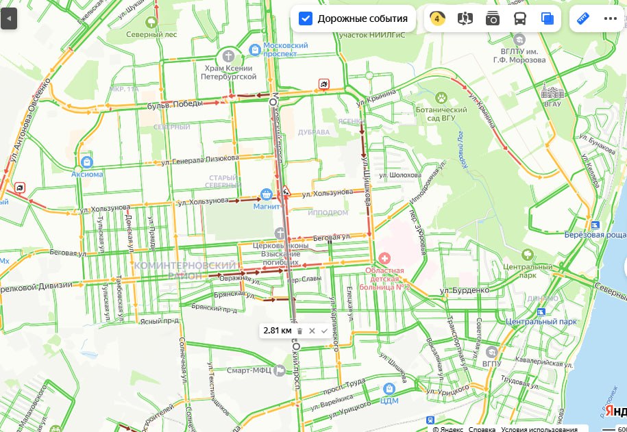 Пробка в почти 3 километра образовалась на Московском проспекте Это связано с коммунальной аварией и ДТП, где авто частично провалилось под асфальт. Успеть на работу вовремя сегодня получится лишь чудом. Большой воронежский. Подписаться