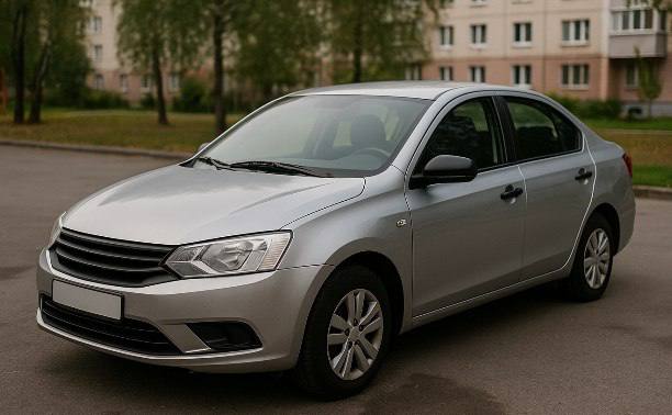 Штраф за езду без ОСАГО хотят брать только раз в день Комитет Госдумы поддержал законопроект который ограничивает число штрафов за отсутствие полиса ОСАГО одним в сутки даже если камеры зафиксировали нарушение несколько раз за день Документ внесла группа депутатов под руководством главы комитета по финансовому рынку Анатолия Аксакова Сейчас за езду без обязательной страховки предусмотрен штраф 800 рублей а при повторном нарушении до 5 тыс рублей Камеры нередко фиксируют такие нарушения многократно из за чего штрафы приходят пачками пишет ТАСС Предлагается внести в статью 12 37 КоАП примечание один день один штраф если нарушение выявлено автоматическими средствами фиксации В пояснительной записке указано что инициатива связана с разработкой нового механизма контроля за наличием ОСАГО над которым совместно работают Банк России Минфин МВД и Российский союз автостраховщиков tochka 65 Подписывайся на ИНЦИДЕНТ САХАЛИН