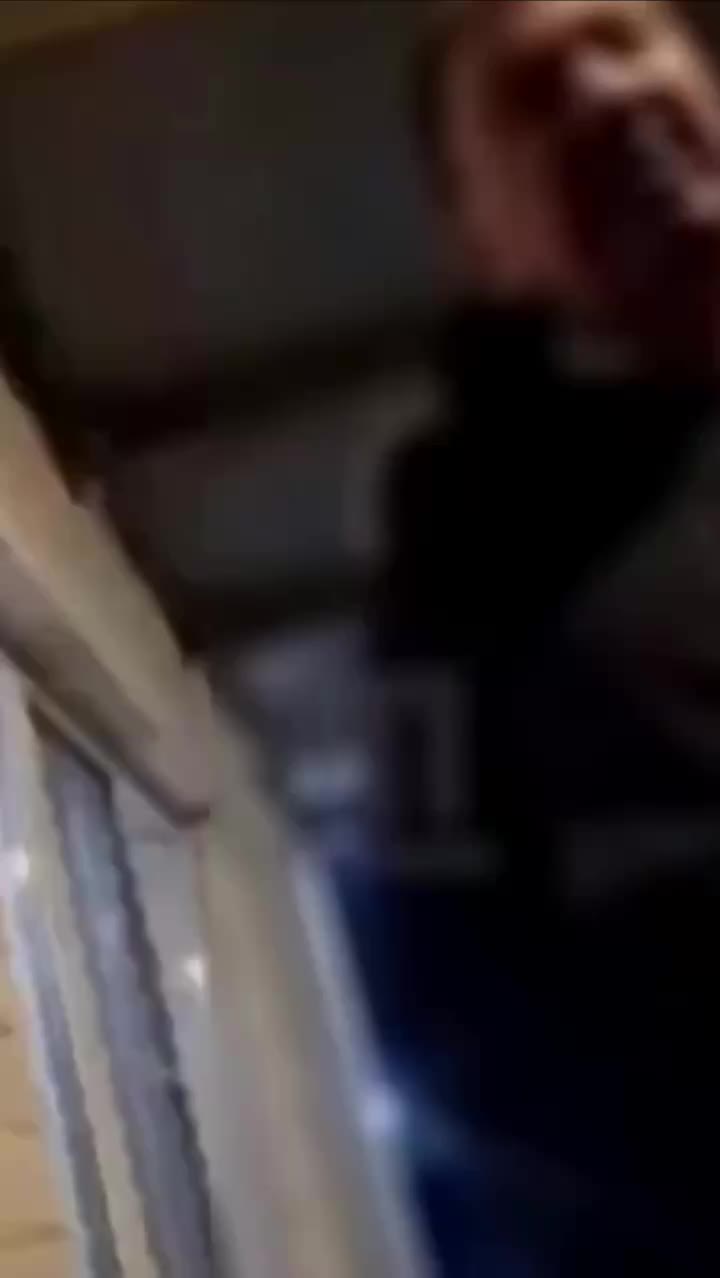 Замглавы Калининского района Кубани уволен за угрозы спасателям