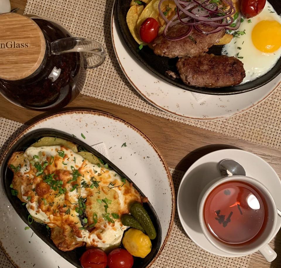 Два популярных ресторана закрыли в Волгограде Больше не работают Вилла Капри и Lu Рестораны закрылись в январе 2026 года Владельцы Виллы Капри пишут что ресторан временно закрыт Ждет ли заведение ремонт или здесь откроют новое место неизвестно Владельцы Lu не пояснили ситуацию лишь коротко рассказали о закрытии мы закрыты Причем этой новости в ресторане даже поленились уделить отдельный пост