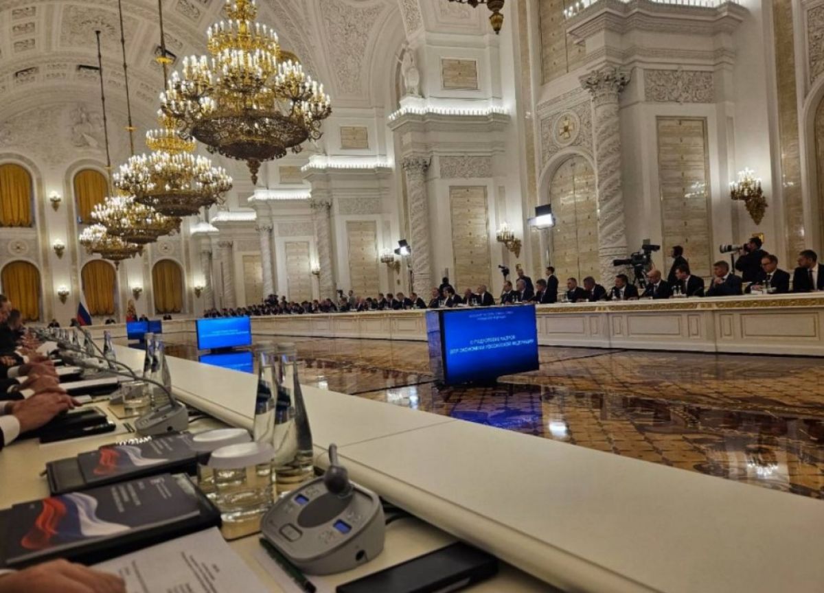 Клычков принял участие в заседании Госсовета   newsorel ru fn 1776890 html Губернатор Орловской области Андрей Клычков принял участие в заседании Госсовета под председательством Владимира Путина Фотографию с заседания он опубликовал в своем телеграме   Прислать новость Подписаться   Мы в MAX