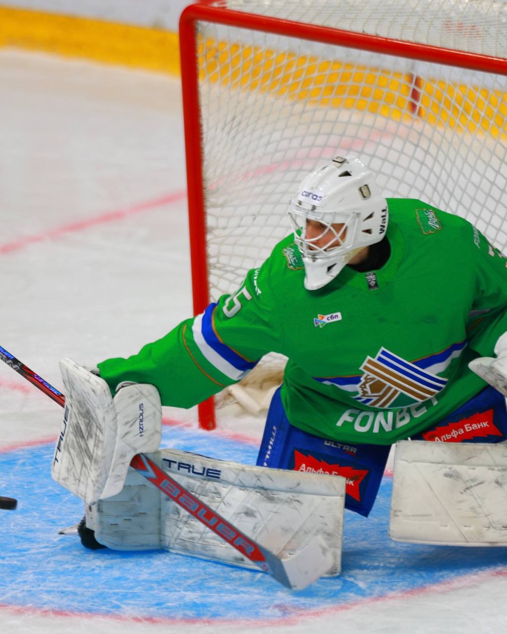 Сегодня ХК Салават Юлаев сыграет против хабаровского Амура Начало матча в 19 00 В прямом эфире его покажет телеканал БСТ Фото ХКСЮ Спутник FM Уфимская Волна