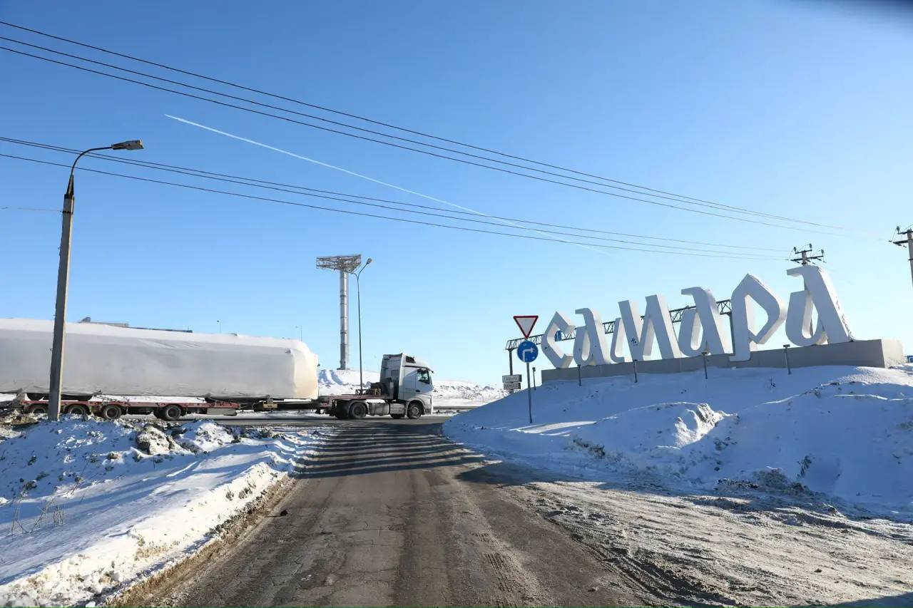 Первые в 2026 году трамваи Львята прибыли в Самару В город привезли два новых трамвайных вагона Они уже прибыли на базу ТТУ Сначала Львятам предстоит обкатка в условиях города а затем они уже выйдут на линию сообщил глава Самары Иван Носков В этом году в город должны привезти еще 28 трамвайных вагонов Поставки планируются до конца первого полугодия Новые вагоны направят на такие маршруты как 7 11 12 20 20к 22 23 и 24 департамент транспорта Самары Подпишись на truekpru63 Мы в MAX