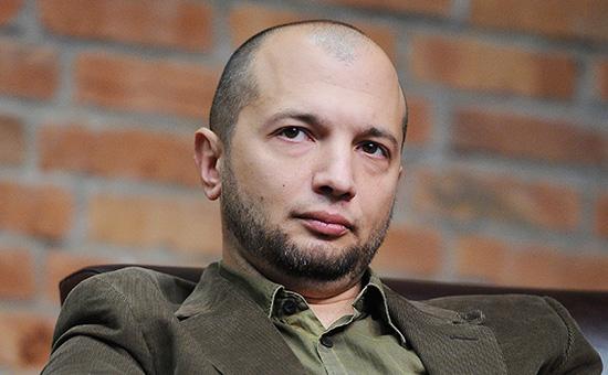 Медиаменеджера Демьяна Кудрявцева внесли в реестр иноагентов Кудрявцев бывший гендиректор ИД Коммерсантъ а также экс владелец газет Ведомости и The Moscow Times СМИ иноагент российских версий журналов National Geographic Men s Health Harvard Business Review Как отметили в Минюсте он среди прочего распространял фейки про российскую власть и материалы иноагентов Подписаться на RT ТГ Зеркало MAX