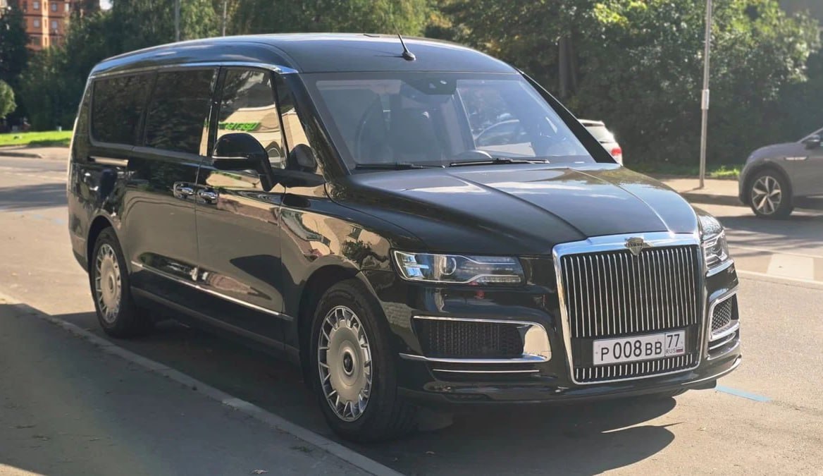 Aurus Arsenal выходит в свободную продажу Люксовый российский минивэн Aurus Arsenal вскоре появится в свободной продаже Как сообщил Российской газете коммерческий директор бренда Артём Юсупов дилеры начнут принимать заказы в ближайшее время autonews youtube