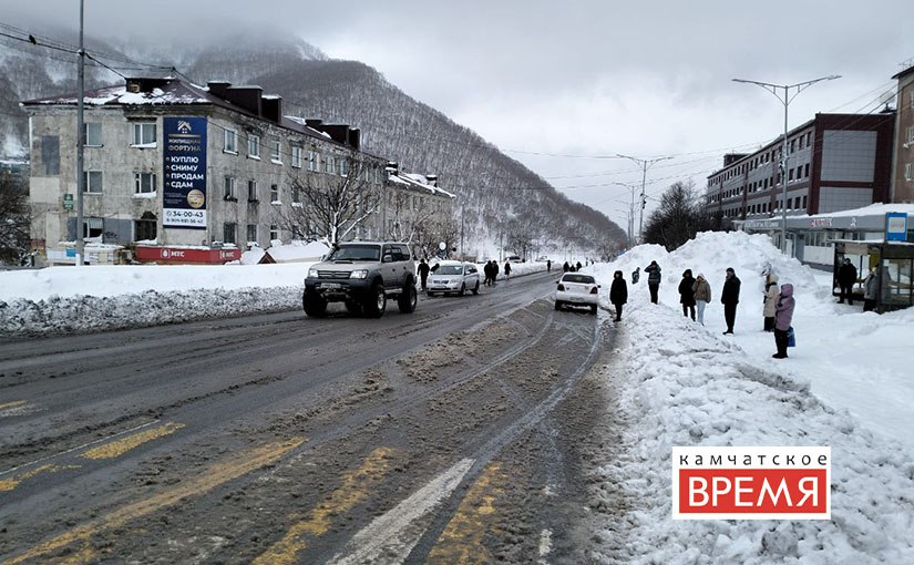 В мэрии Петропавловска призвали оставить сотрудников на «удаленке»  Решение принято для расчистки дорог  Глава Петропавловска-Камчатского Евгений Беляев сообщил, что завтра, 25 марта, чиновники мэрии будут работать из домов. Подробности по ссылке: