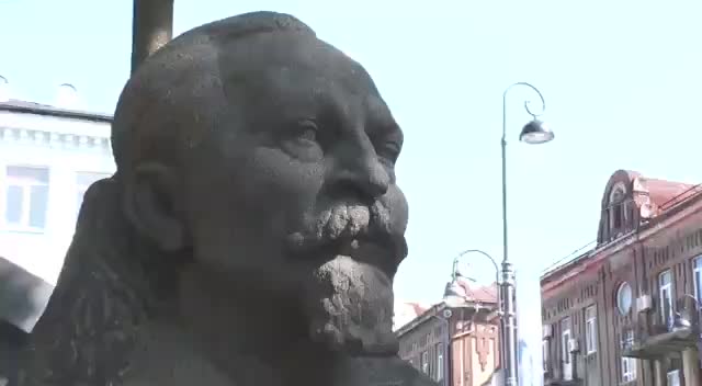Открытие памятников Феликсу Дзержинскому в Владивостоке и Омске