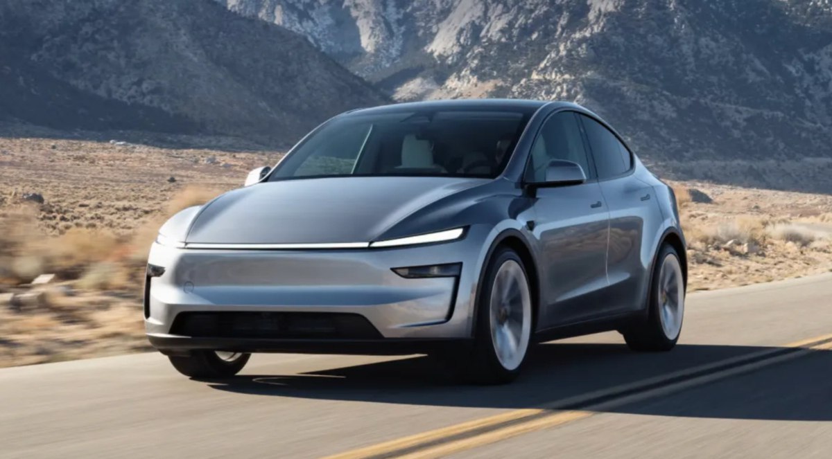 Tesla стала предлагать в некоторых автосалонах в США услугу аренды электромобилей на срок от трёх до семи дней Цены от 60 в день Запуск услуги совпал с ожидаемым снижением спроса на электромобили в США после окончания действия налоговой льготы в 7500 осенью 2025 года отмечает The Verge vc ru transport 2330412