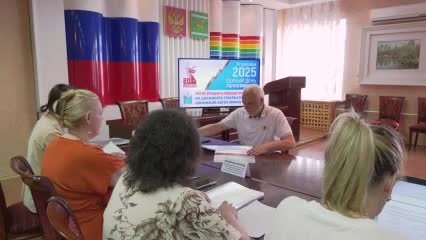 Кандидаты на пост губернатора ЕАО подали документы в избирком