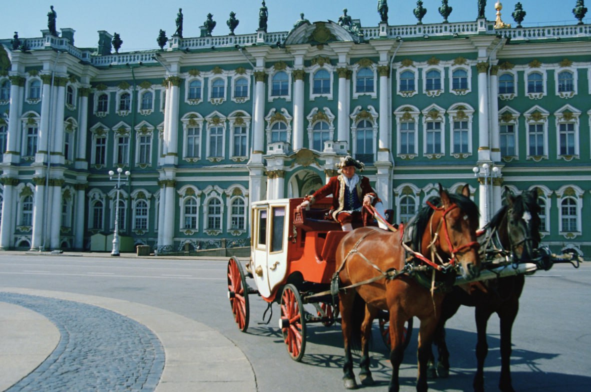 Кучер лифтер мельник и ревизор остались в числе официальных профессий в России Целый ряд исторических специальностей сохранили официальный статус при обновлении перечня профессий и должностей в 2026 году следует из нового общероссийского классификатора