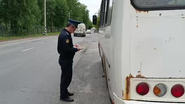 Автобус №32 арестован в Томске из-за долгов перевозчика