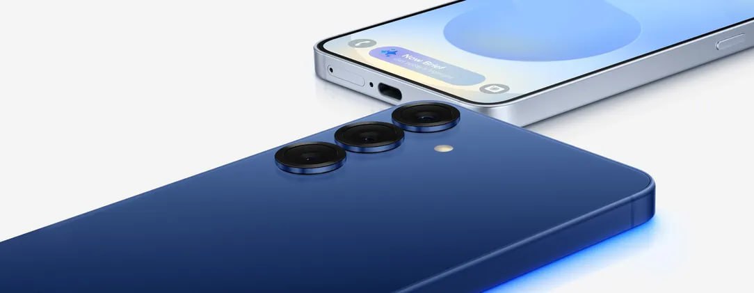 Ожидалось, что серия Galaxy S25 от Samsung получит крупное обновление программного обеспечения в мае 2025 года, но вместо обещанных улучшений пользователи получат только майское исправление безопасности. Ранее сообщалось, что майское обновление улучшит работу камеры, которая будет делать более четкие фотографии и записывать видео лучшего качества, а также оптимизирует работу операционной системы. Это подтверждает и внутренняя маркировка прошивки — вместо обозначений «U2» и «DB» теперь используются «S3» и «DA», что говорит о небольшой значимости прошивки, в которой нет новых функций. Samsung известна тем, что полирует обновления до тех пор, пока они не станут абсолютно надежными, хотя даже это не полностью защищает обновления от багов. Теперь масштабное обновление ожидается летом.