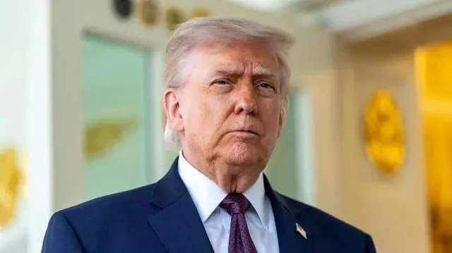 Рейтинг одобрения Трампа упал до 35 опрос Reuters Ipsos Геополитика