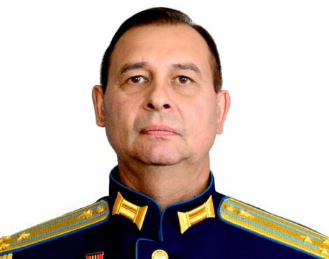 Минобороны определилось с кандидатурой нового начальника Ульяновского суворовского училища Им стал гвардии полковник Сергей Маврин Соответствующий приказ о вступлении его в должность подписан в середине августа Назначение произошло спустя полгода после смерти Владимира Шкиркова возглавлявшего учебное заведение без малого 16 лет Подписывайтесь 73online Присылайте новости