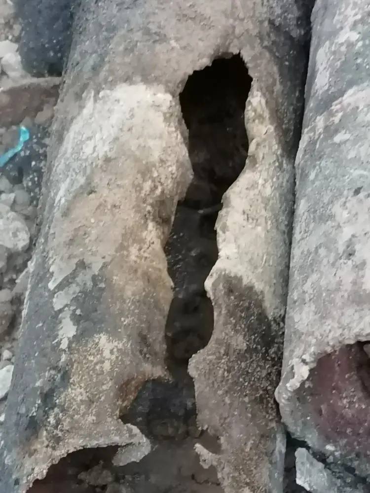 29 домов остались без тепла в Калуге из за аварии Произошла авария на тепловых сетях в районе улицы Марата Приостановлена подача теплоносителя в 29 многоквартирных домов сообщили в администрации Калуги Ремонтные бригады работают на месте Наш канал в MAX Прислать новость