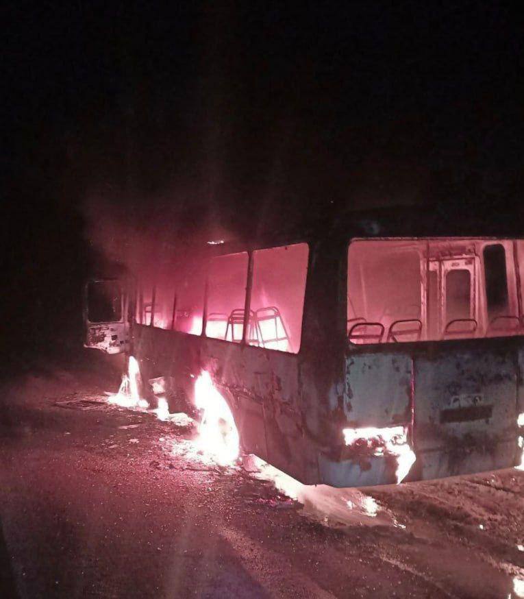 ВСУ атаковали автобус в Белгородской области ранены пять мирных жителей сообщают местные власти От атак ВСУ в Белгородской области с начала СВО погибли 440 мирных жителей включая 23 ребенка Ранены 3139 человек из них 210 детей Дмитрий Никотин Подписаться