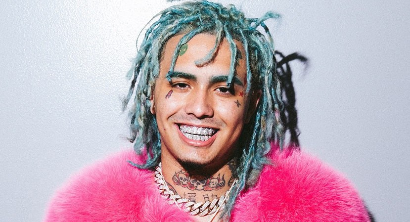 В Москву приедет очередной американский рэпер. Летом вместе с Offset выступит Lil Pump, автор хита «Gucci Gang». Надеемся, что так оно и будет, а то пока концерты рэперов только анонсируют, да переносят. Offset вообще должен был выступить ещё в апреле. Директор SAY Agency Анна Субчева рассказала , что Lil Pump сам хочет в Россию, когда-то он уже бывал тут и ему очень понравилось. А ещё рэпер приедет вместе с мамой. По словам Субчевой, он хочет показать ей Москву. «Он любит пельмени, а в качестве подарков с удовольствием примет необычные варежки, носки или оренбургский платок», — отметила Субчева. Ставьте , если хотите на концерт Lil Pump в Москве