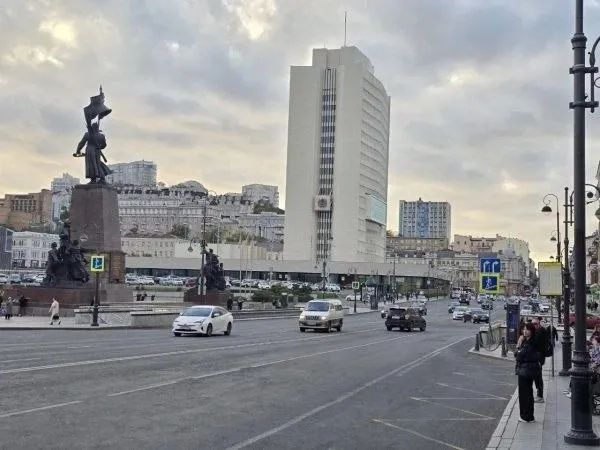 Парламент Приморья рассмотрел очередные поправки в главный финансовый документ края В ходе апрельской сессии депутаты Заксобрания Приморья рассмотрели корректировку регионального бюджета и ряд социальных инициатив В центре внимания поддержка участников СВО и их семей расширение мер социальной и юридической помощи а также изменения в избирательном законодательстве и обсуждение проблем бизнеса в текущей экономической ситуации Подробнее читайте на нашем сайте РБК Восток в Telegram и MAX