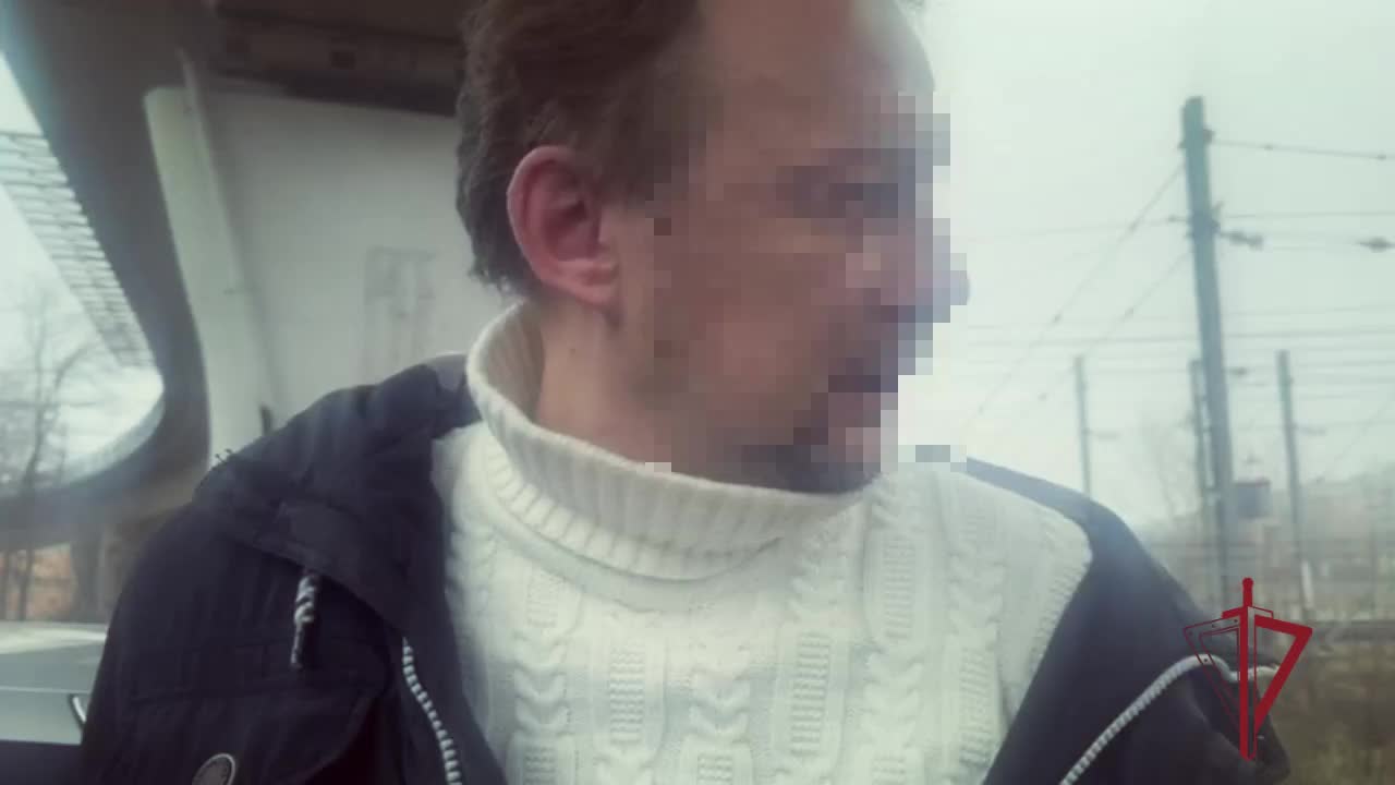 Нетрезвый мужчина проник в школу в Москве и уснул на полу