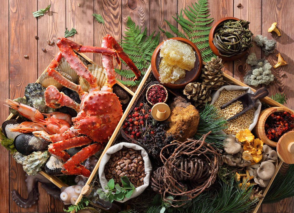 Создание ГОСТов для гастрономического туризма на Дальнем Востоке Роскачество и Минпромторг планируют до конца 2026 года утвердить национальный стандарт русской кухни В 2026 году уже вступил в силу ГОСТ на блюдо татарской кухни чак чак В ГОСТ войдут около 300 блюд от кваса и сбитня до региональных вариантов щей и блюд советского периода А также позиции северной и дальневосточной кухни В том числе строганина из свежемороженой рыбы нельма чир муксун омуль оленина северных регионов Якутия Ямал Чукотка камчатский краб трепанг морской огурец