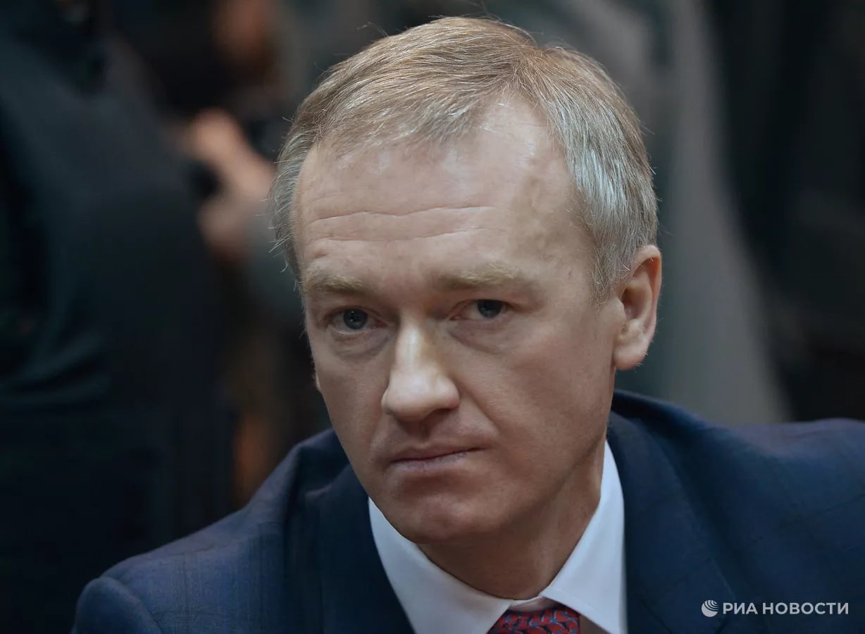 Бывший гендир Уралкалия Владислав Баумгертнер пропал на Кипре сообщили в полиции Последний раз он выходил на связь 7 января К поискам подключились подразделения гражданской обороны вертолет и беспилотники Подписаться на РИА Новости