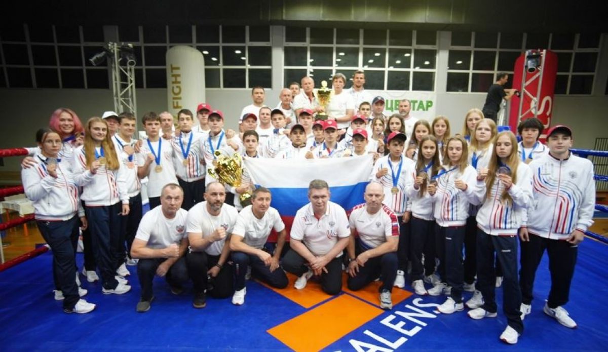 Спортсменка из Липецкой области стала победительницей Первенства Европы по боксу Спортсменка из Ельца Липецкой области Таисия Чернова завоевала золотую медаль Первенства Европы по боксу, которое прошло в Сербии. ↗ Прислать новость Подписаться