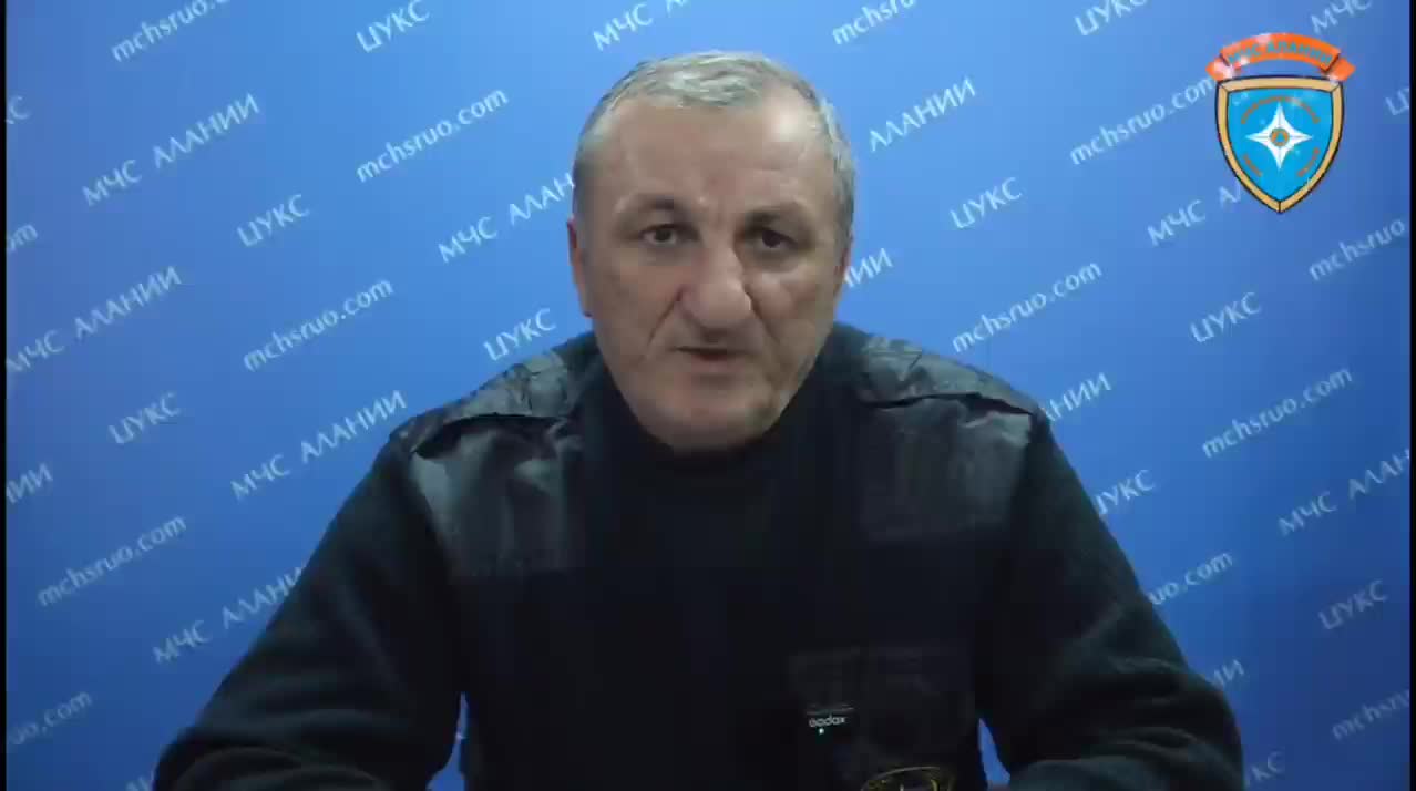 Закрытие Транскавказской автомагистрали из-за снегопадов с 13 января