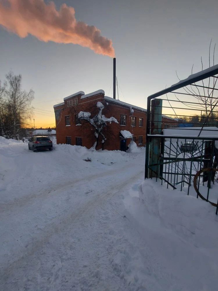 Жители Карабаново пережили холодный январь прокуратура требует перерасчета и наказала виновных newsvladimir ru fn 1801425 html Жители Карабаново столкнулись с серьезными проблемами в получении коммунальных услуг в начале этого года что не осталось без внимания Александровской городской прокуратуры Ведомство инициировало проверку после многочисленных жалоб граждан на перебои с отоплением и отсутствие горячей воды вызванные техническими неисправностями на центральной котельной Прислать новость Подписаться Мы в MAX