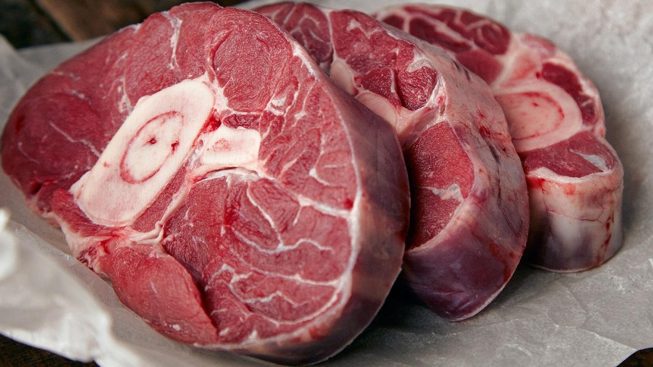 Россельхознадзор снова не пропустил партию мяса из Беларуси Россельхознадзором в этом году зафиксирован 13 й случай незаконного ввоза говядины и субпродуктов из Беларуси через Псковскую область Подробности здесь myfin news