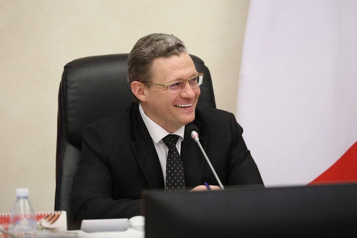 Отмечен рост рейтинга Георгия Филимонова на «Бирже губернаторов» по итогам мая  Эксперты агентства ПолитБрокер подвели итоги мая. По данным аналитиков, глава Вологодчины Георгий Филимонов оказался в группе, показывающих умеренный рост на бирже губернаторов. В том числе котировки губернатора Вологодской области идут вверх за внедрение региональных практик, которые оценивают как успешные на федеральном уровне.