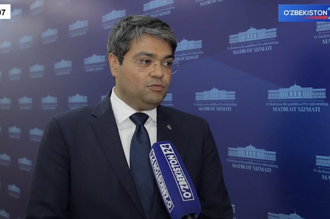 Директор «Узатома» Азим Ахмедхаджаев сообщил о завершении проектно-изыскательных работ по проекту малой АЭС. Миссии МАГАТЭ дали положительные оценки о возможности строительства малой АЭС на выбранной площадке — озеро Тузкан в Джизакской области. «На сегодняшний день мы приступили к земляным работам. На площадке проводятся все необходимые работы для подготовки котлована. В этом году мы завершим разработки соответствующих документов по оценке воздействия на окружающую среду и оценке обеспечения безопасности проекта. Тем самым, мы уже сможем перейти к следующему этапу», — заявил он. По его словам, президент поручил ускорить сроки реализации проекта строительства АЭС. Первый бетон будущей атомной станции зальют в марте 2026 года. Ахмедхаджаев пояснил, что заливка бетона означает переход к активной фазе реализации проекта АЭС: Telegram Instagram YouTube